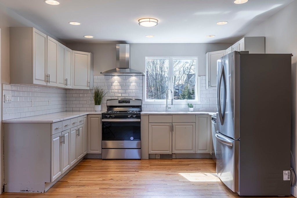 270 Cross St #SF, Winchester, MA, 270 Cross St #SF, Winchester, MA Photo #3