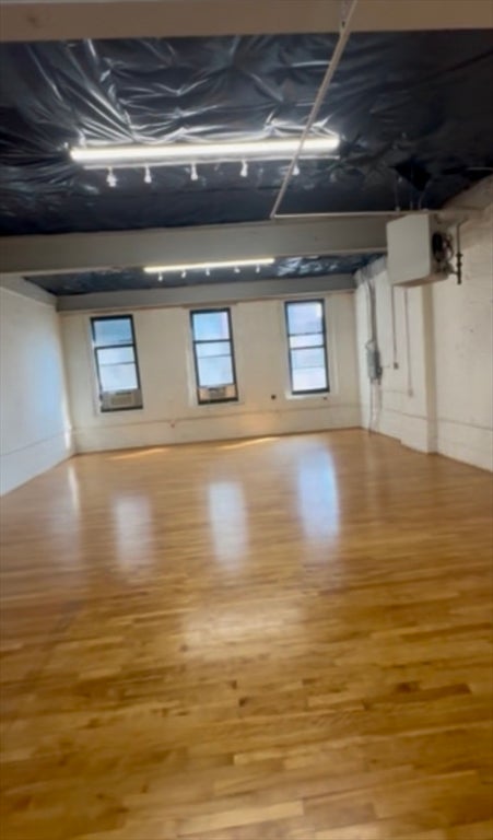 145 Pearl St 03