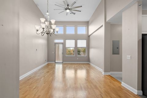 2 Harvest Dr 312 North Andover MA 01845