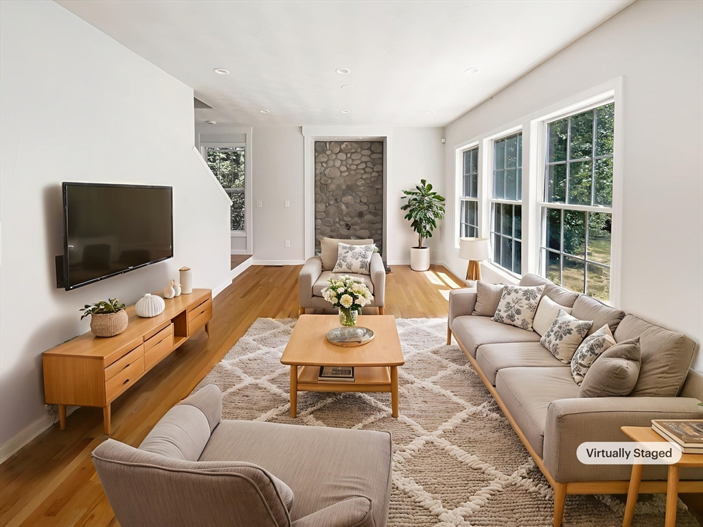 231 Lunns Way