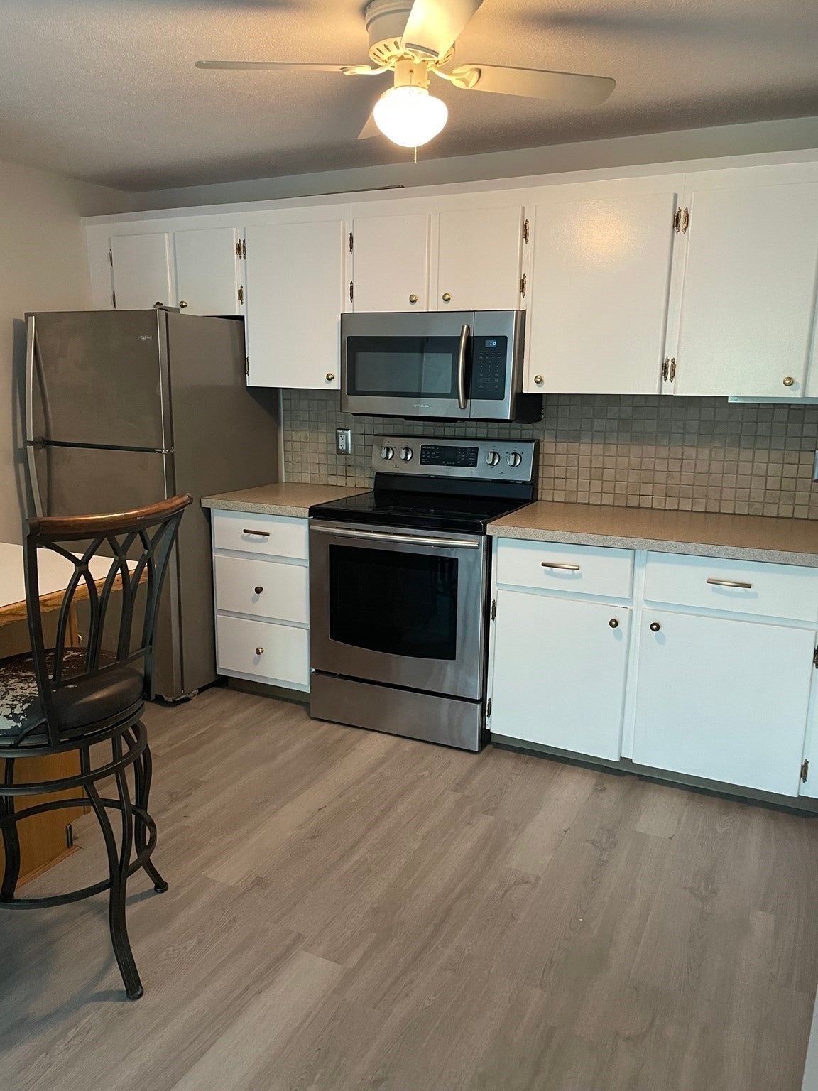 14-A Mayberry Dr 6