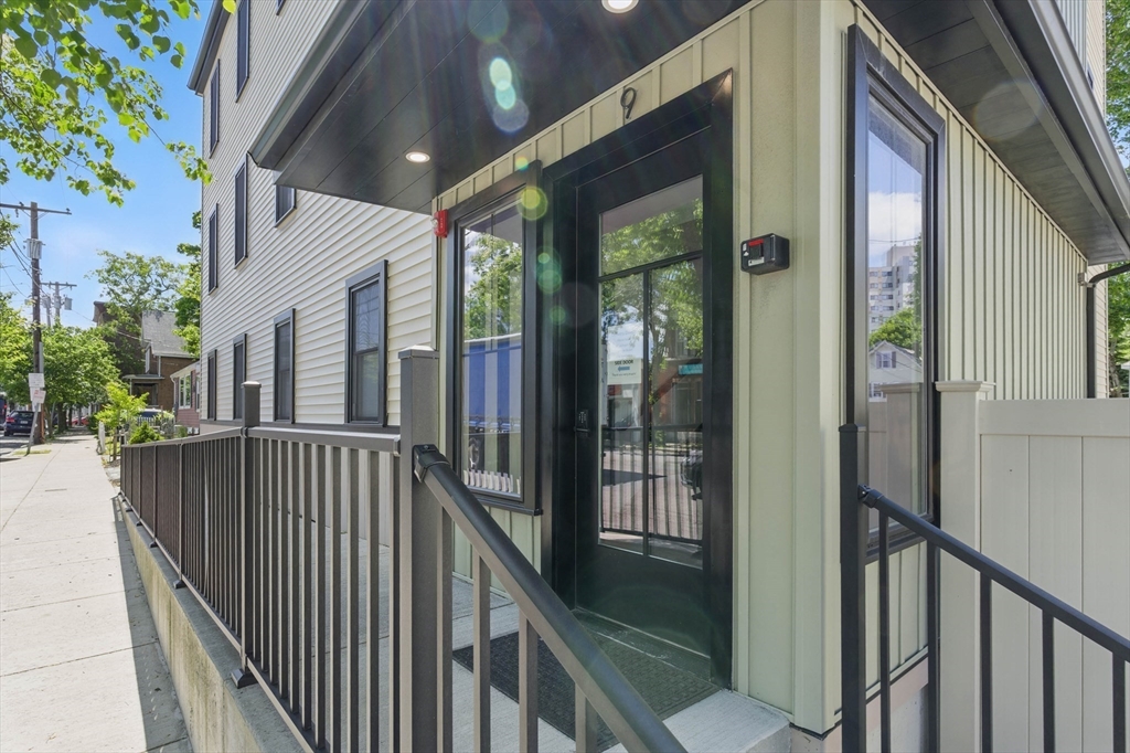 9 Boston St 3