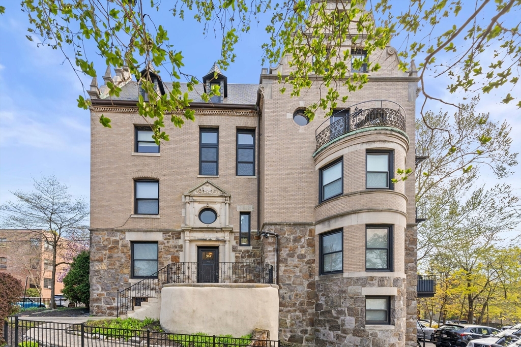 344 Tappan 3