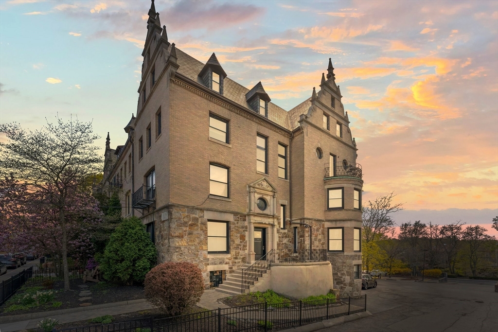 344 Tappan 3