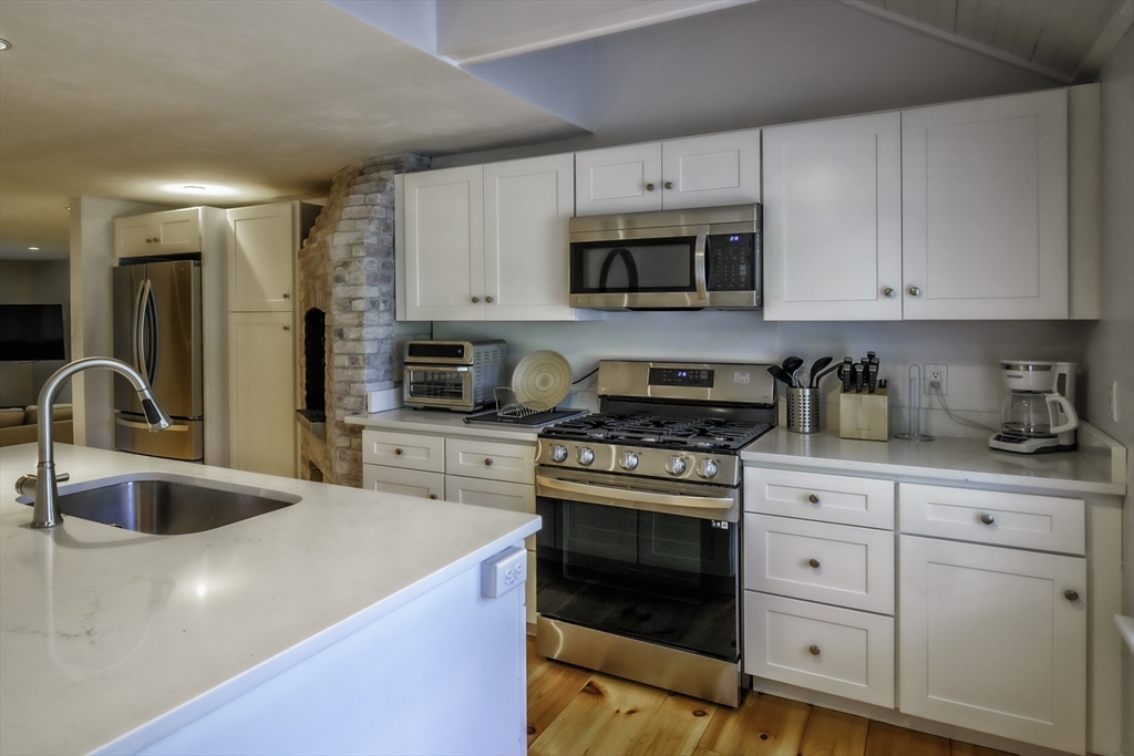 28 Seminole Dr
