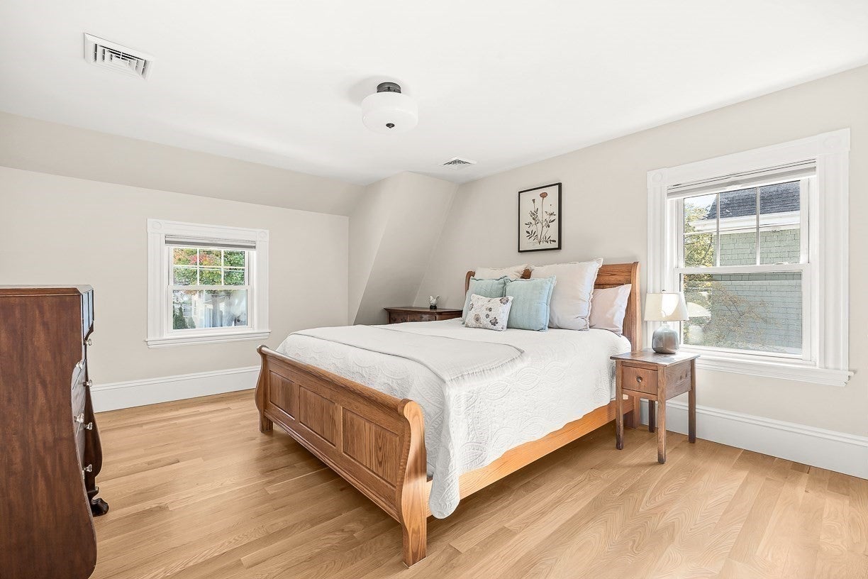 15 Lloyd Street, Winchester, MA, 15 Lloyd Street, Winchester, MA Photo #23