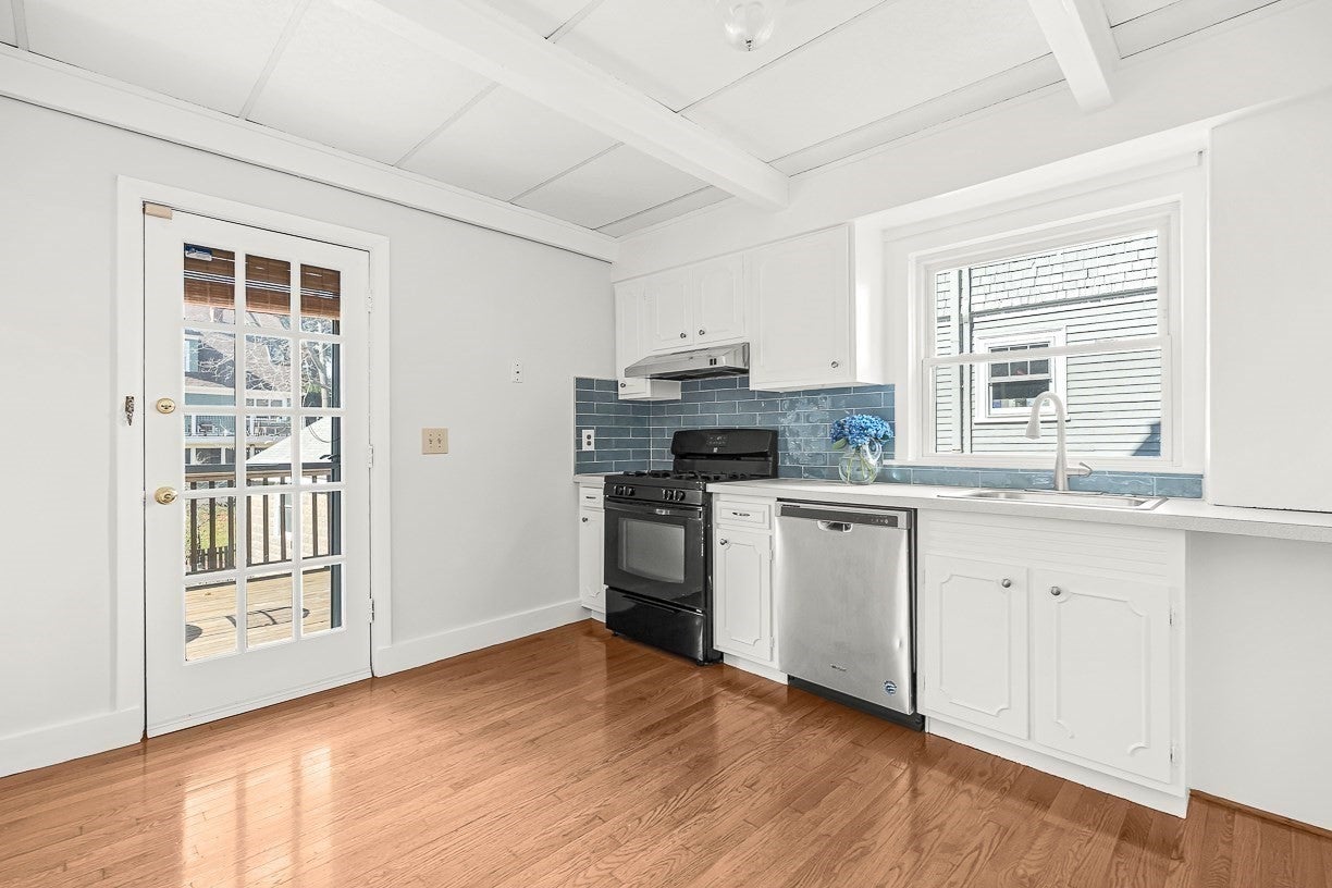 15 Lloyd Street, Winchester, MA, 15 Lloyd Street, Winchester, MA Photo #17