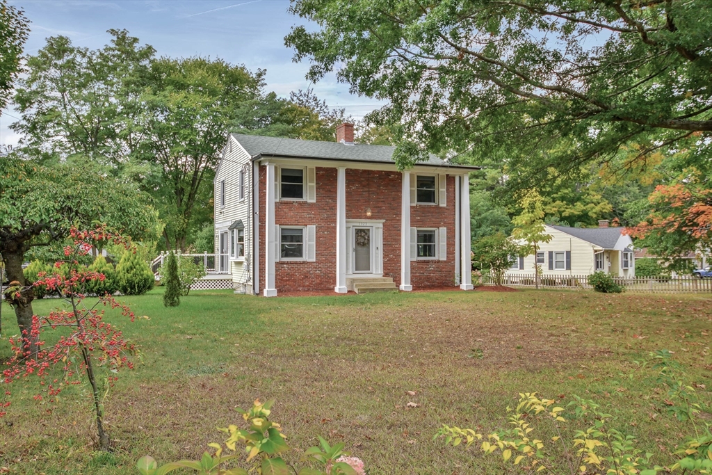 1022 Main St