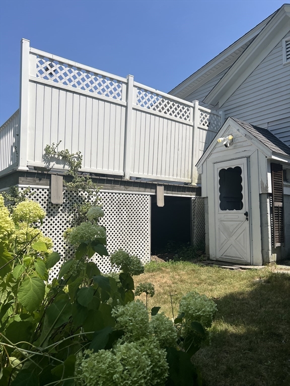 346 Oak Street