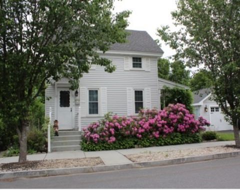 346 Oak Street Clinton MA 01510