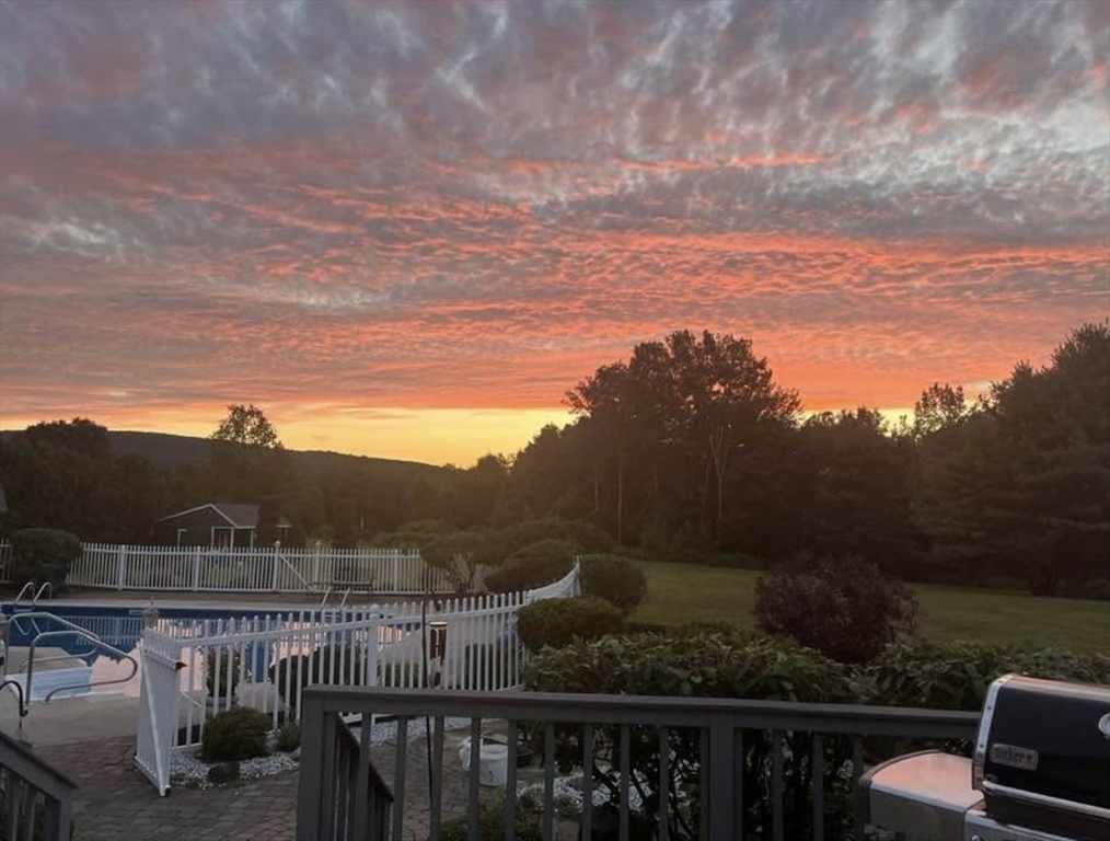 32 Crescent Ridge
