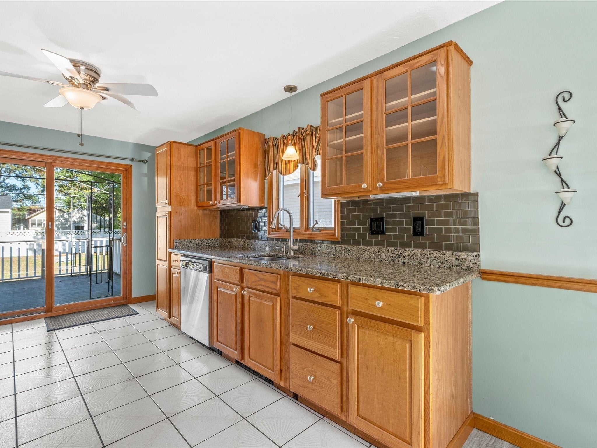 7 Galavotti Ave, Wareham, MA, 7 Galavotti Ave, Wareham, MA Photo #6