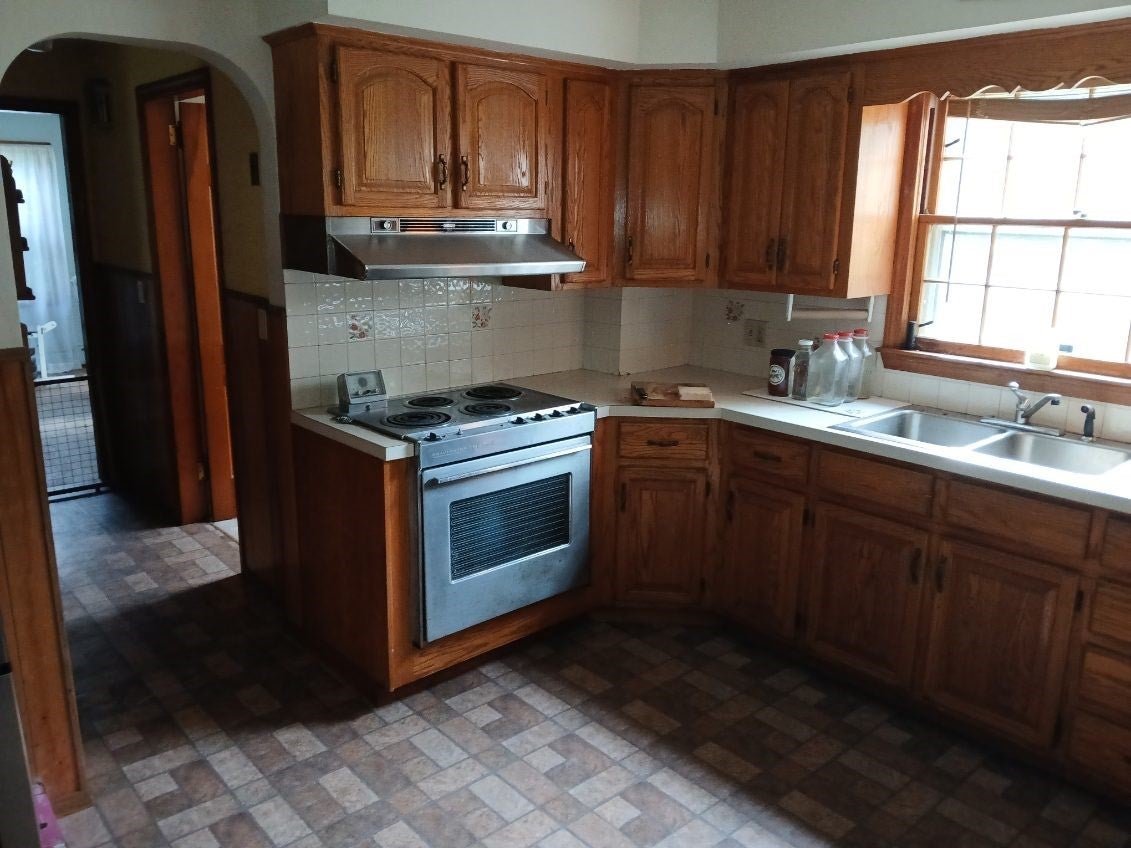 66 Primrose St, Springfield, MA Photo #2