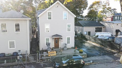 Photo of 20 Washburn St, Worcester, MA 01610 (MLS # 73448912)
