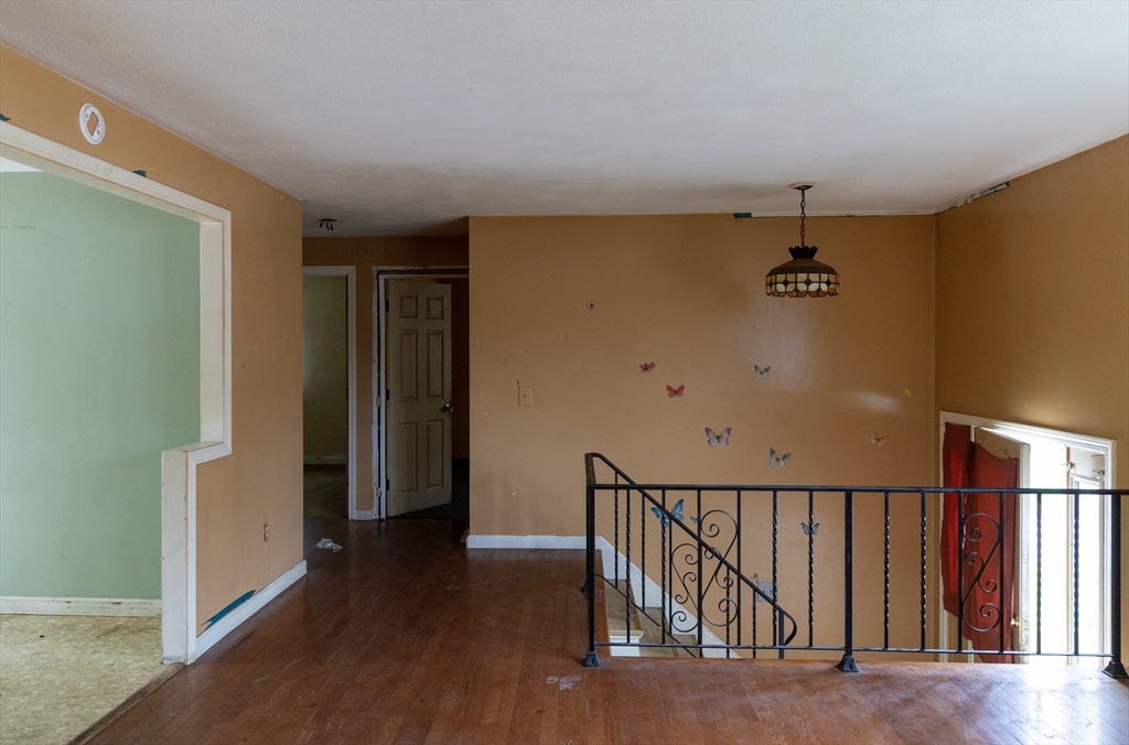 64 Perkins Ave