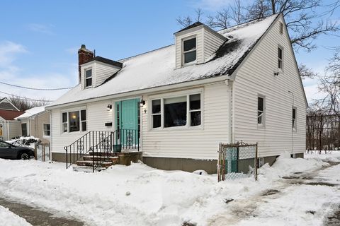 Photo of 9 Darrow Street, Quincy, MA 02169 (MLS # 73480418)