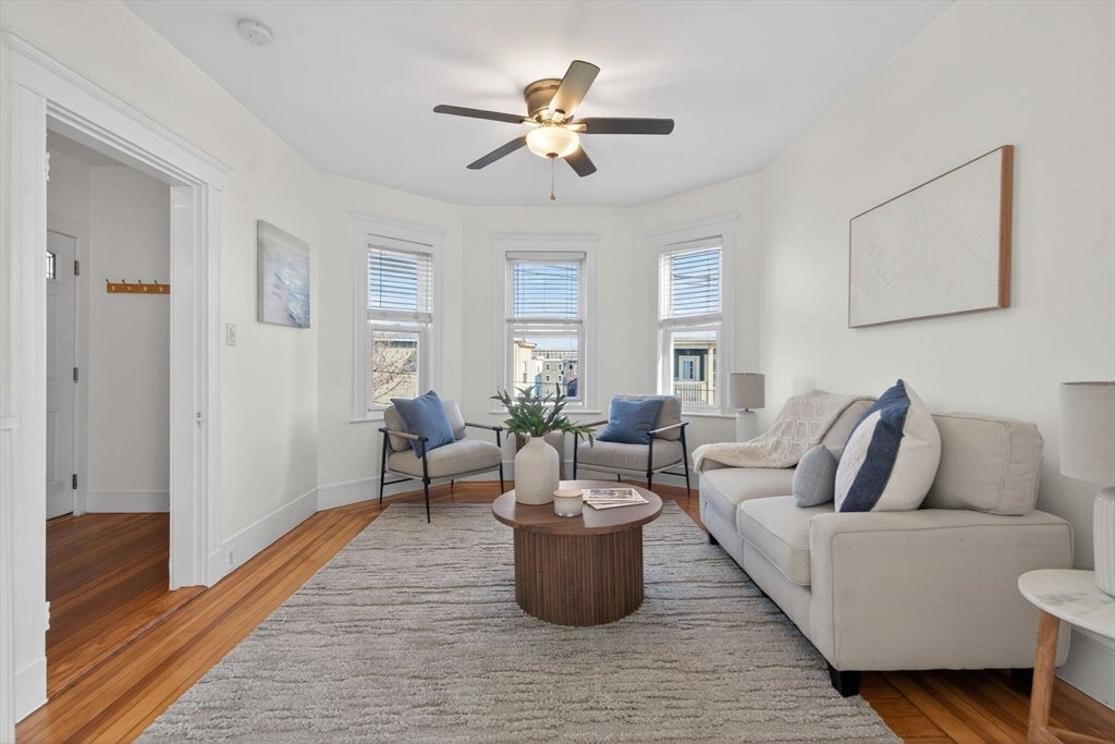 102 Grant St B, Somerville MA 02145