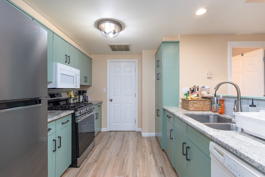 770 Salisbury Street #511, Worcester, MA, 770 Salisbury Street #511, Worcester, MA Photo #7