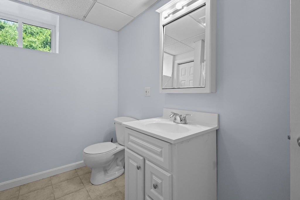 30 Willow Creek Dr, Attleboro, MA Photo #38