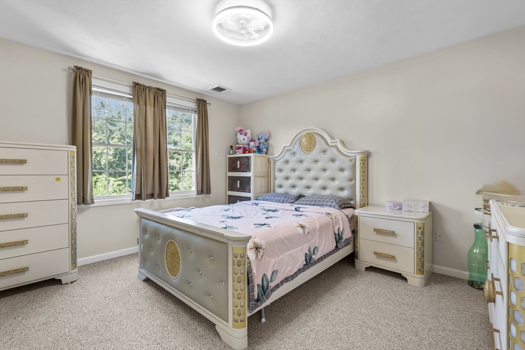 30 Willow Creek Dr, Attleboro, MA Photo #26