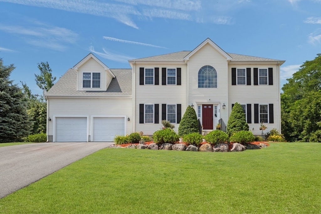 30 Willow Creek Dr, Attleboro, MA Photo #1