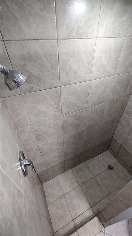 425 W Elm St #1, Brockton, MA Photo #21