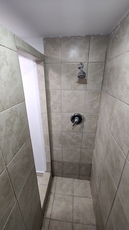 425 W Elm St #1, Brockton, MA Photo #22