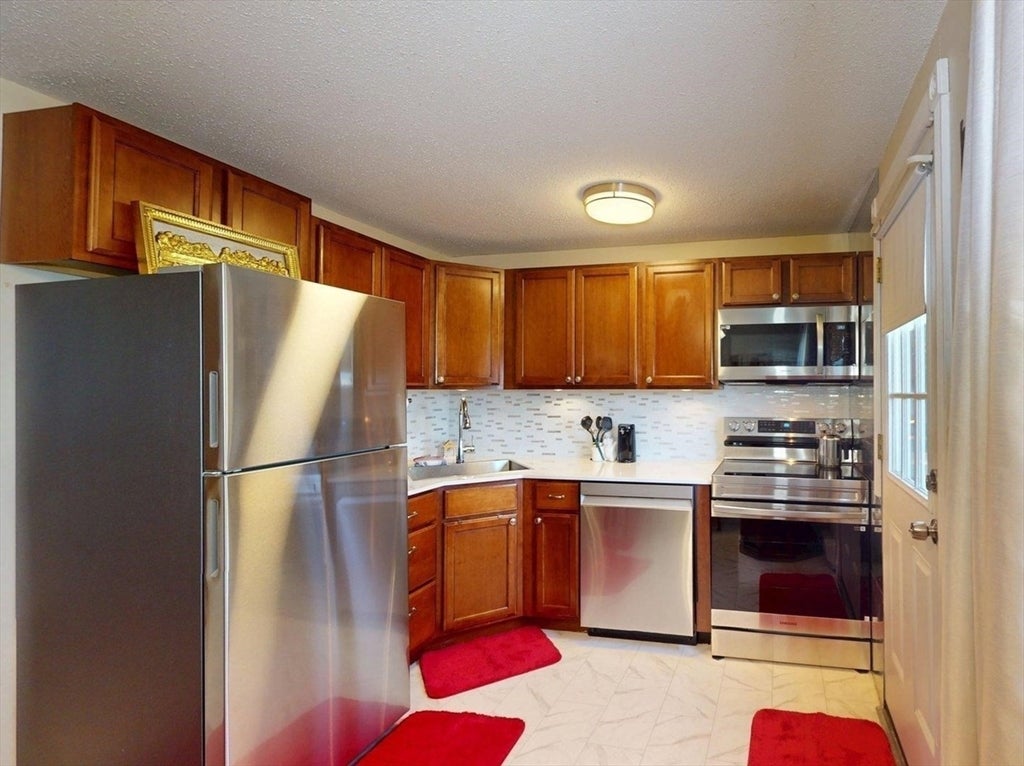 420 Main Street #71, Agawam, MA, 420 Main Street #71, Agawam, MA Photo #2