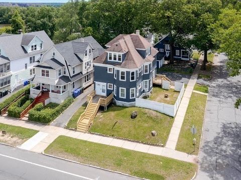 Photo of 545-547 Wilbraham Rd, Springfield, MA 01109 (MLS # 73526842)