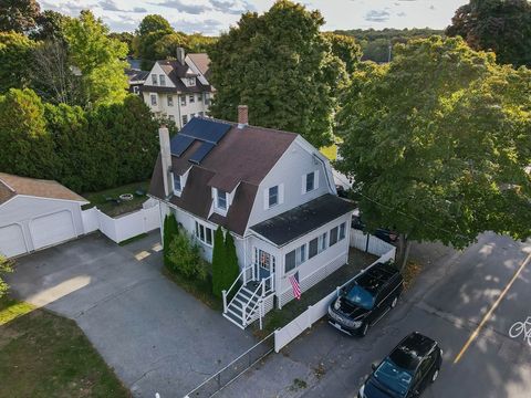 86 School  St Saugus MA 01906