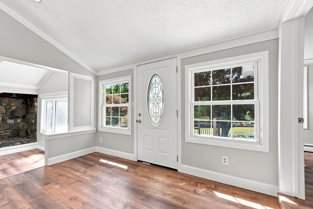102 Lakeside Dr, Monson, MA, 102 Lakeside Dr, Monson, MA Photo #8