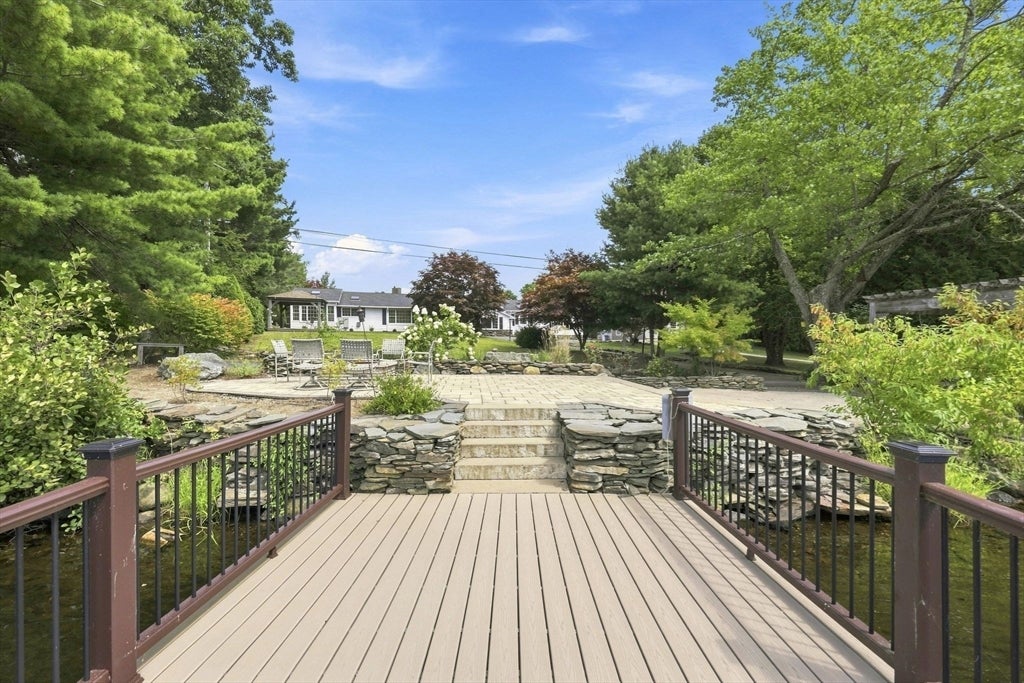 102 Lakeside Dr, Monson, MA, 102 Lakeside Dr, Monson, MA Photo #7