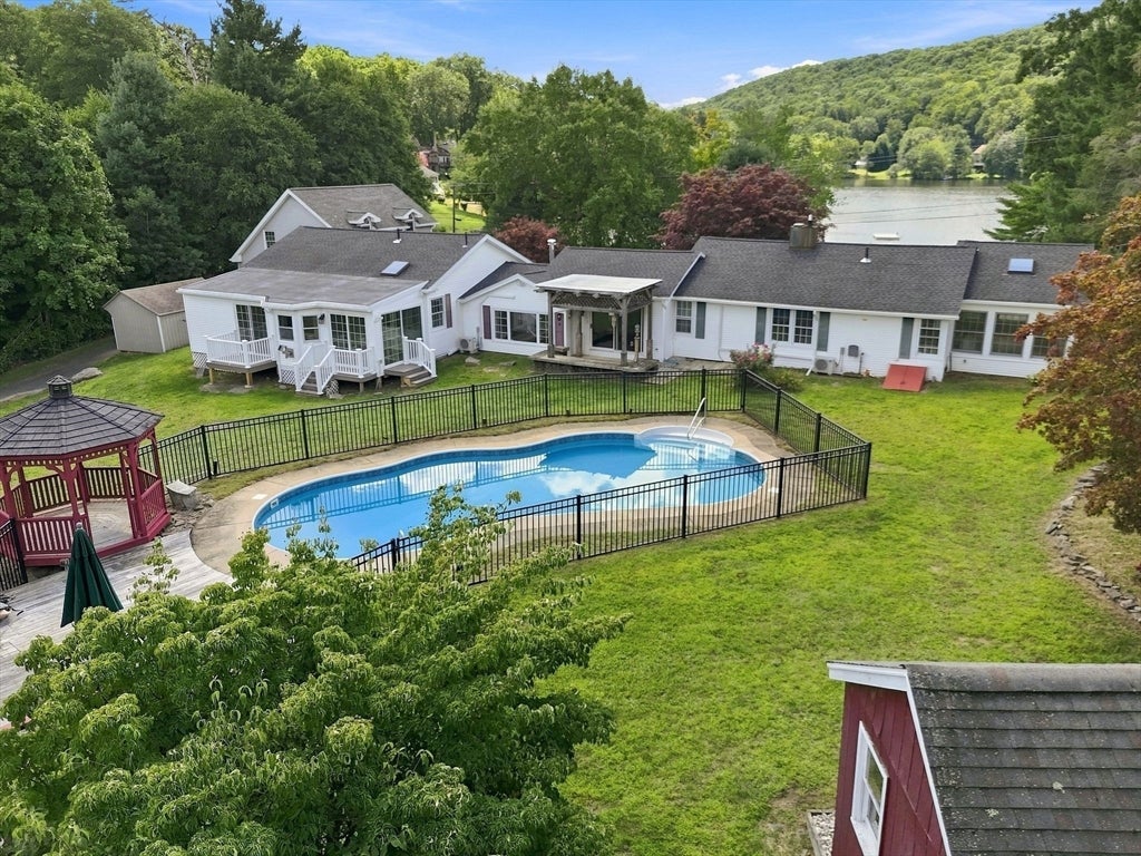 102 Lakeside Dr, Monson, MA, 102 Lakeside Dr, Monson, MA Photo #36