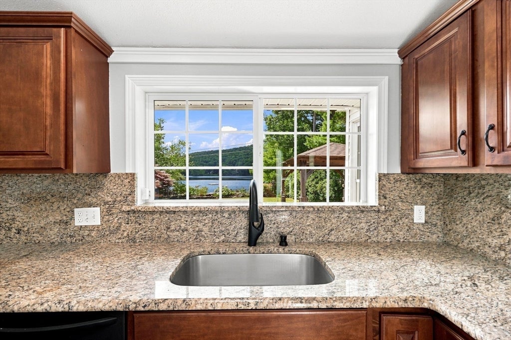 102 Lakeside Dr, Monson, MA, 102 Lakeside Dr, Monson, MA Photo #22