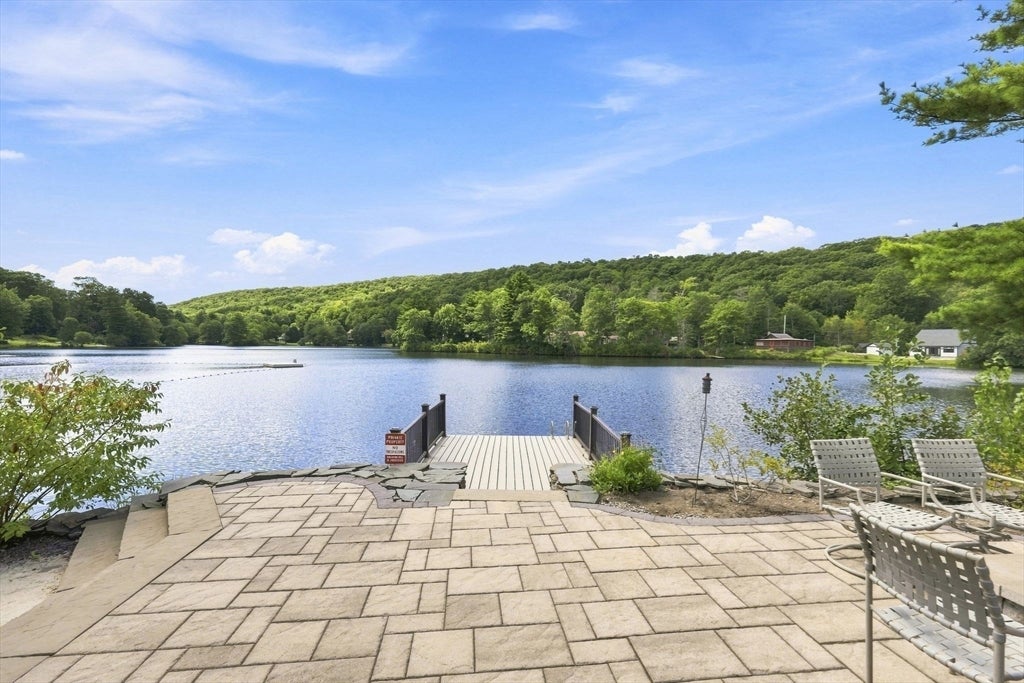 102 Lakeside Dr, Monson, MA, 102 Lakeside Dr, Monson, MA Photo #4