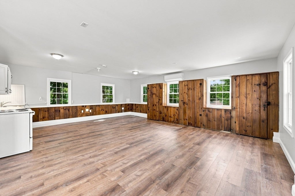102 Lakeside Dr, Monson, MA, 102 Lakeside Dr, Monson, MA Photo #27