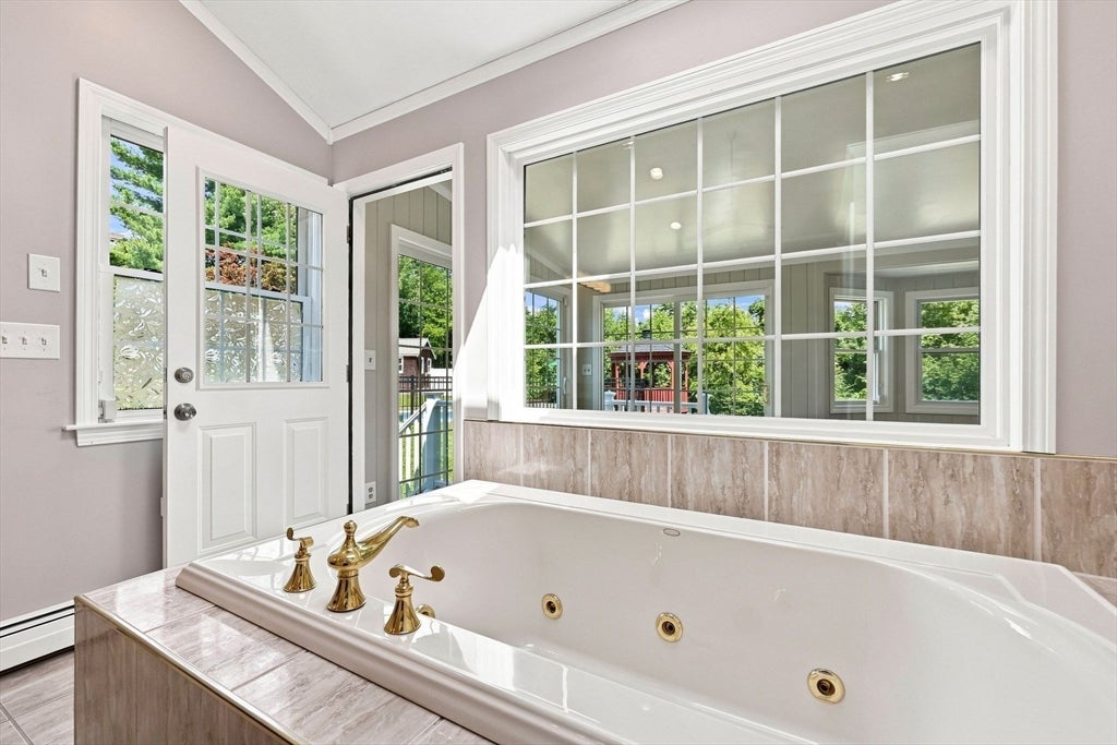 102 Lakeside Dr, Monson, MA, 102 Lakeside Dr, Monson, MA Photo #18