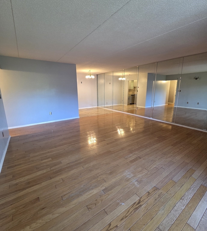 50-56 Broadlawn Park 410