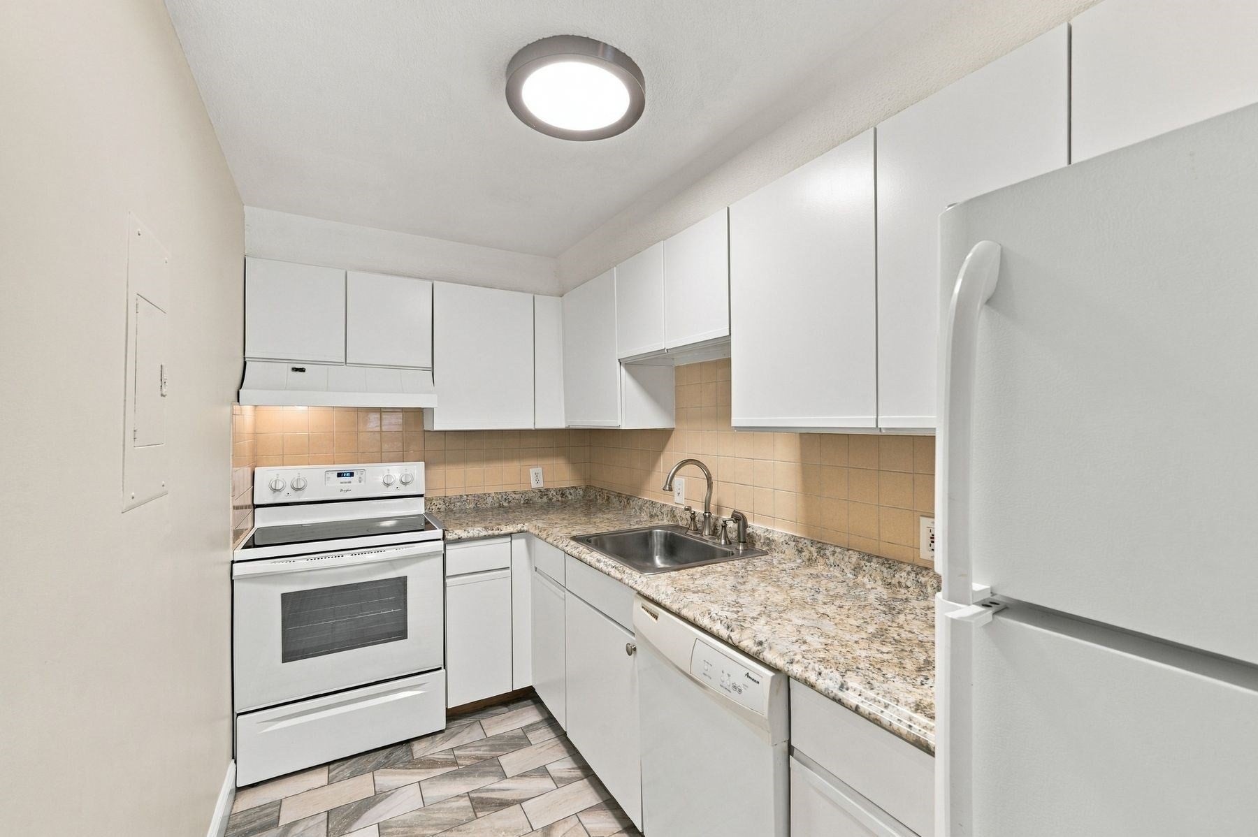 354 Broadway #5, Lynn, MA Photo #7