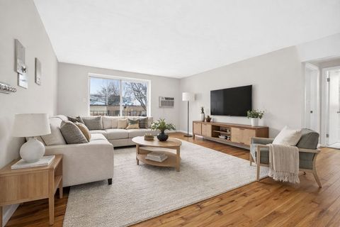 8 Kittredge St 10 Boston MA 02131