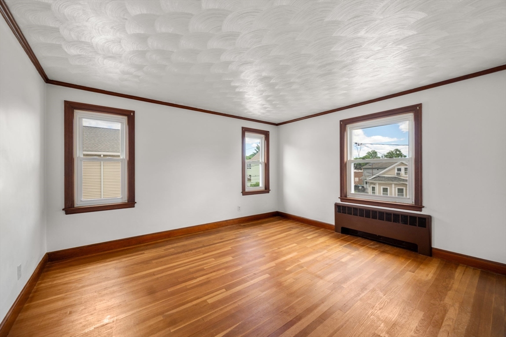 52-54 Loomis Avenue