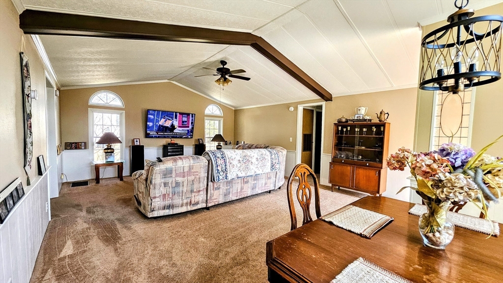 11 Oldfield Dr