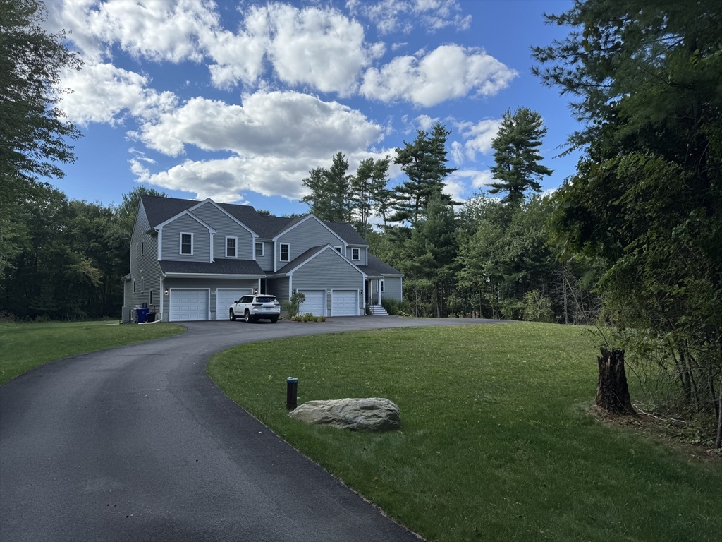 492 Richmond Street B