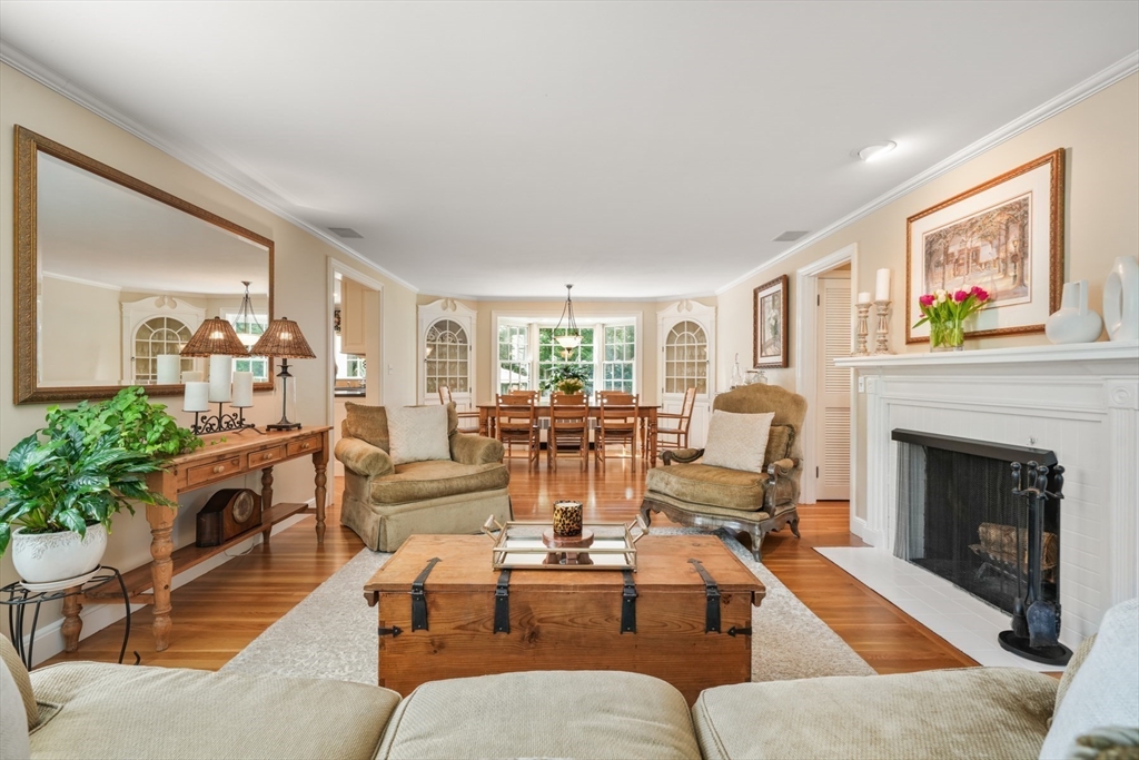 51 Meadowbrook Road