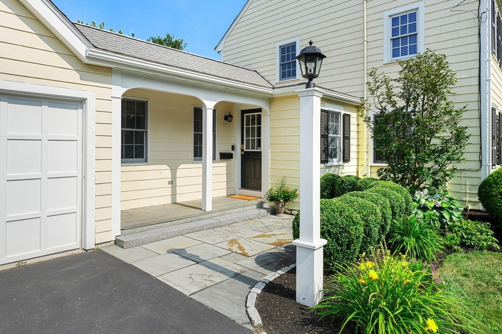 51 Meadowbrook Road