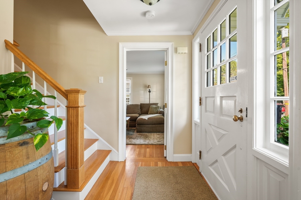 51 Meadowbrook Road