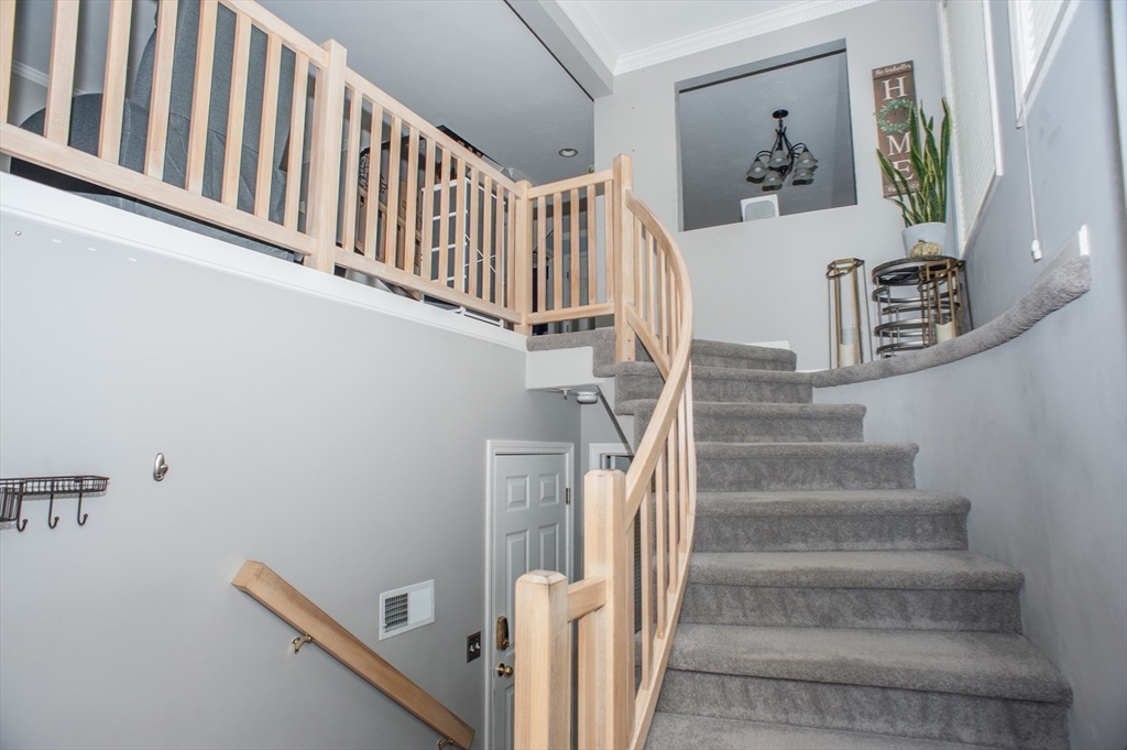 1501 Old Bridge Ln 1501