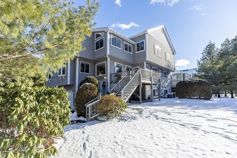 1501 Old Bridge Ln 1501 Bellingham MA 02019