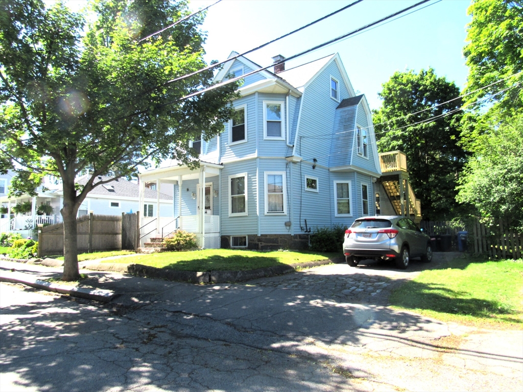 31 Graham St