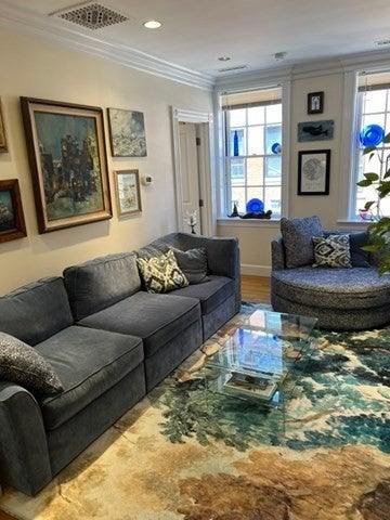 62 Myrtle Street #3, Boston, MA, 62 Myrtle Street #3, Boston, MA Photo #4